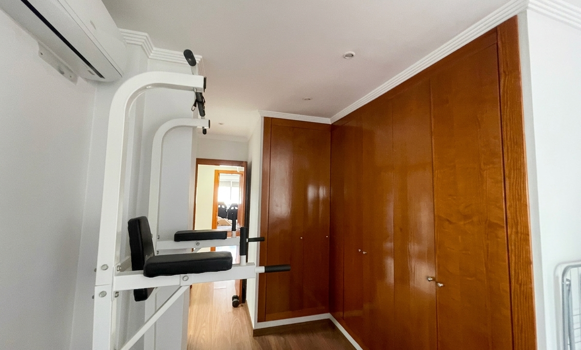 Gemini_Generated_Image_juw14ojuw14ojuw1